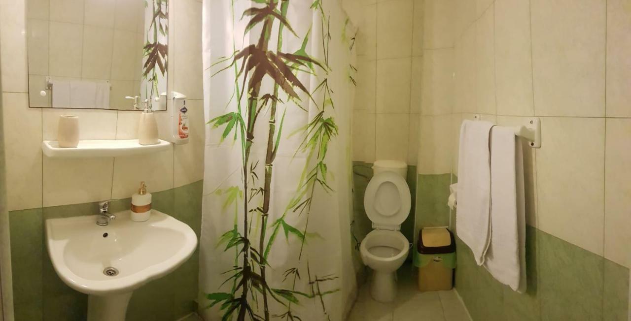 科斯蒂内什蒂 Da Boss酒店 外观 照片